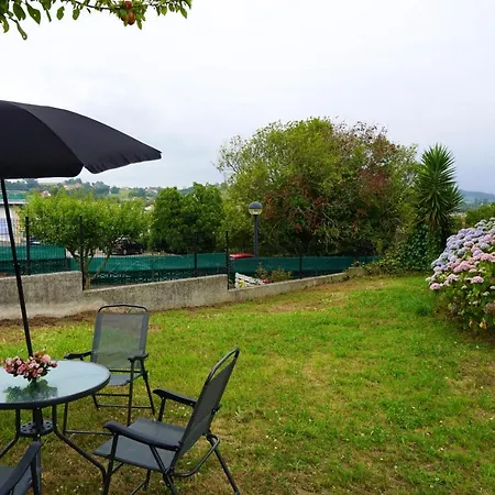 Дом отдыха House With 2 Bedrooms In Cudon With Enclosed Garden 3 Km From The Beach Мьенго