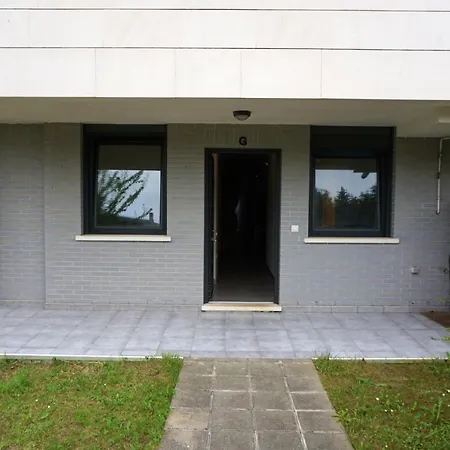 House With 2 Bedrooms In Cudon With Enclosed Garden 3 Km From The Beach * Мьенго